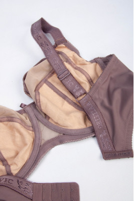 Бюстгальтер